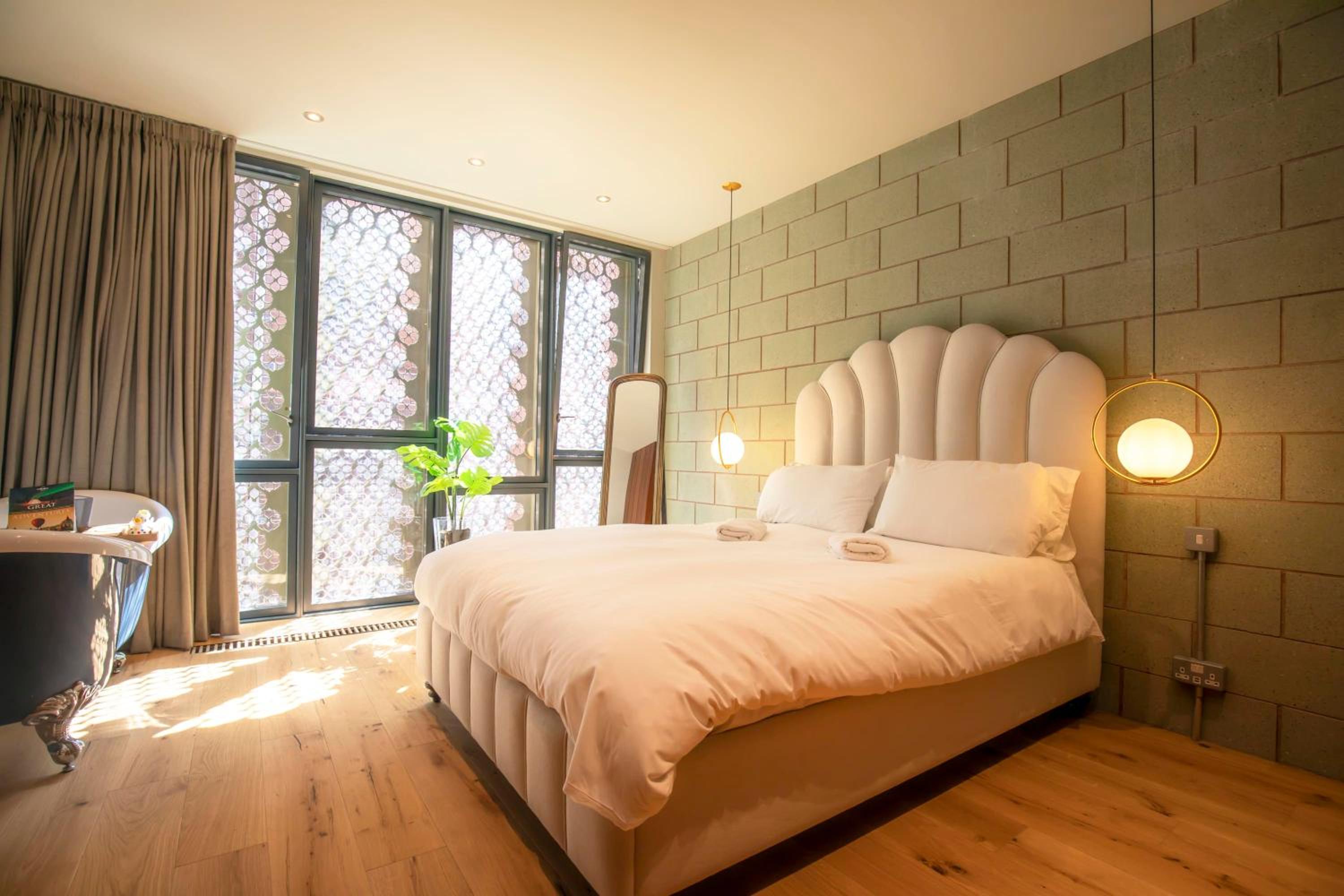 Luxury Roof Terrace Townhouse