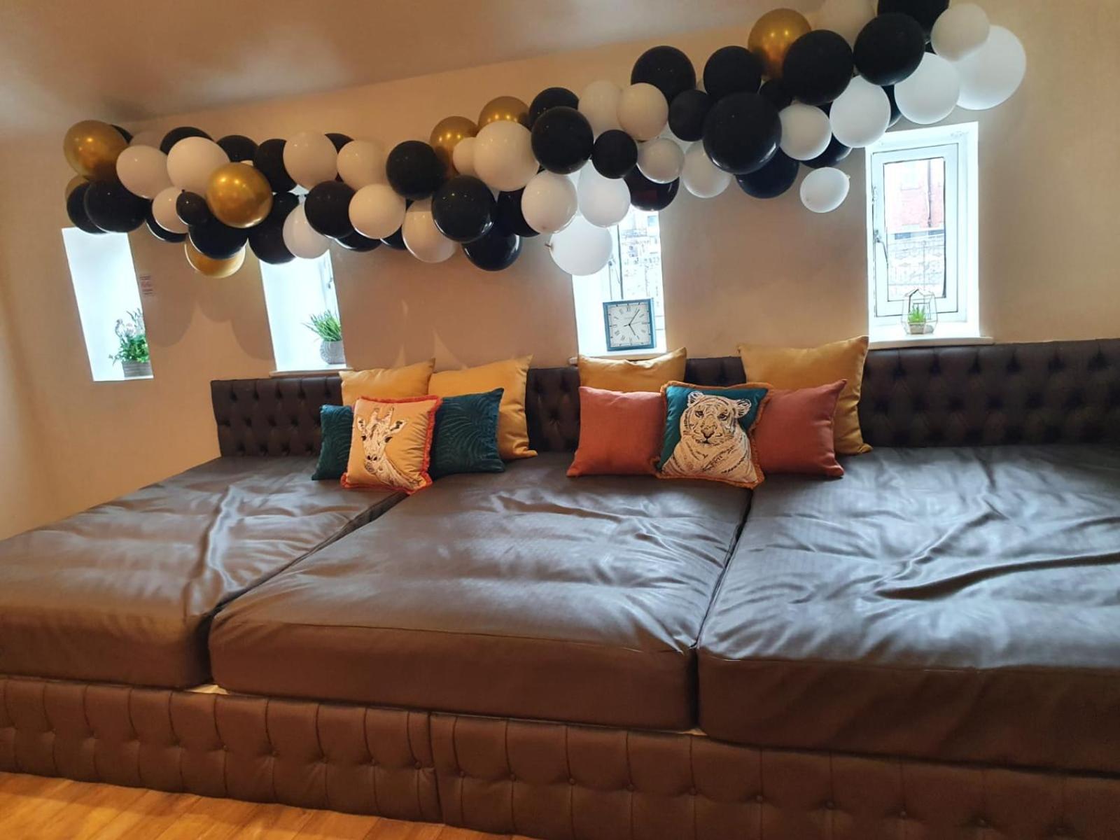 lounge