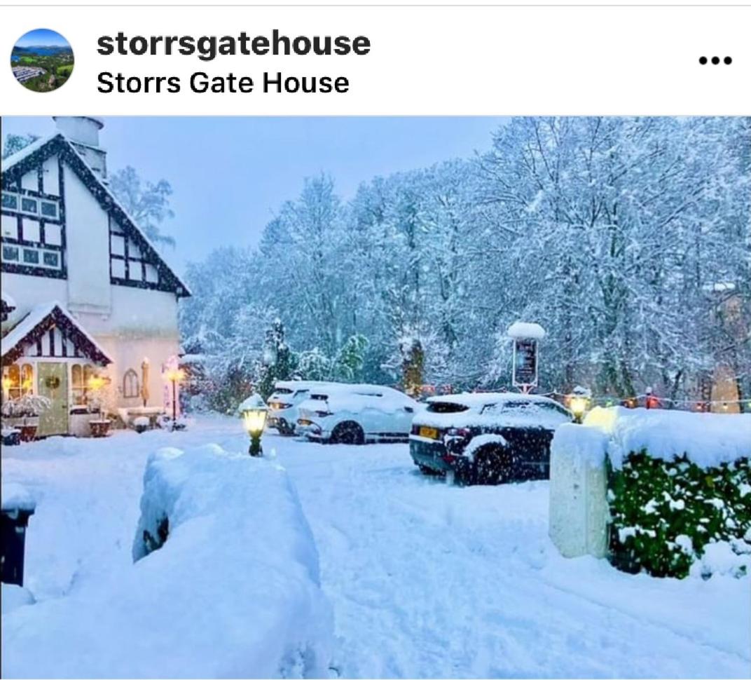Storrs Gate House B & B No pets Allowed