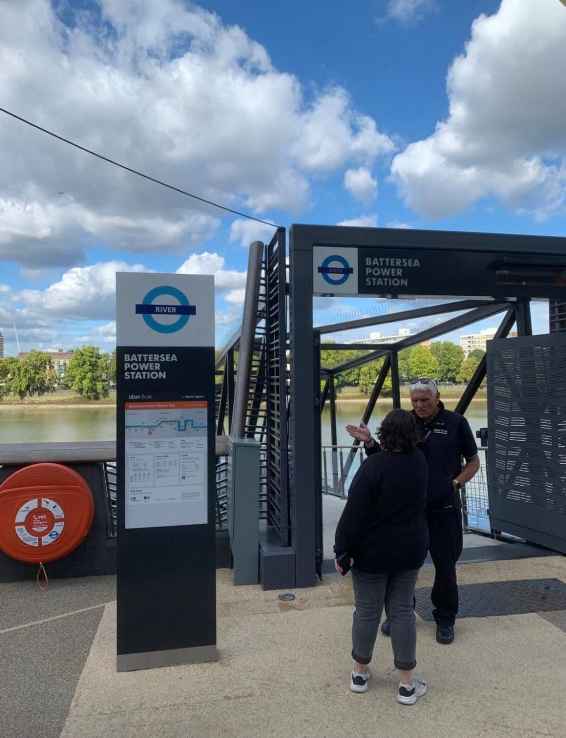 CENTRAL LOCATION! Double Bedroom 2 Mins Walk from Battersea Power underground Station!