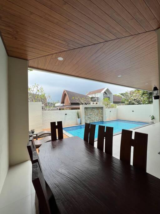 NEW! Luxurious Villa @ Vimala Hills (15 pax) view 2