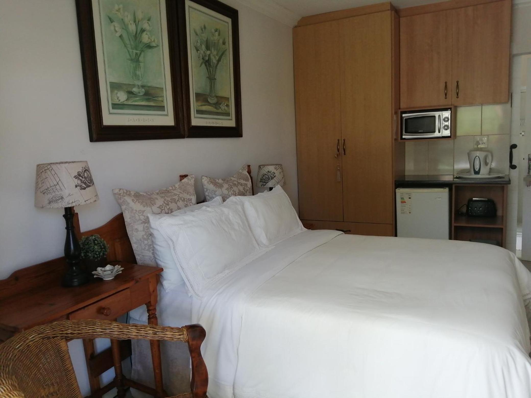 Aquadel Accomodation view 4