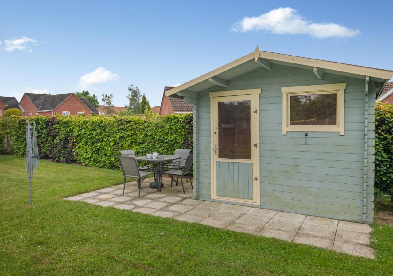 2 Bed in Reedham oc-2378