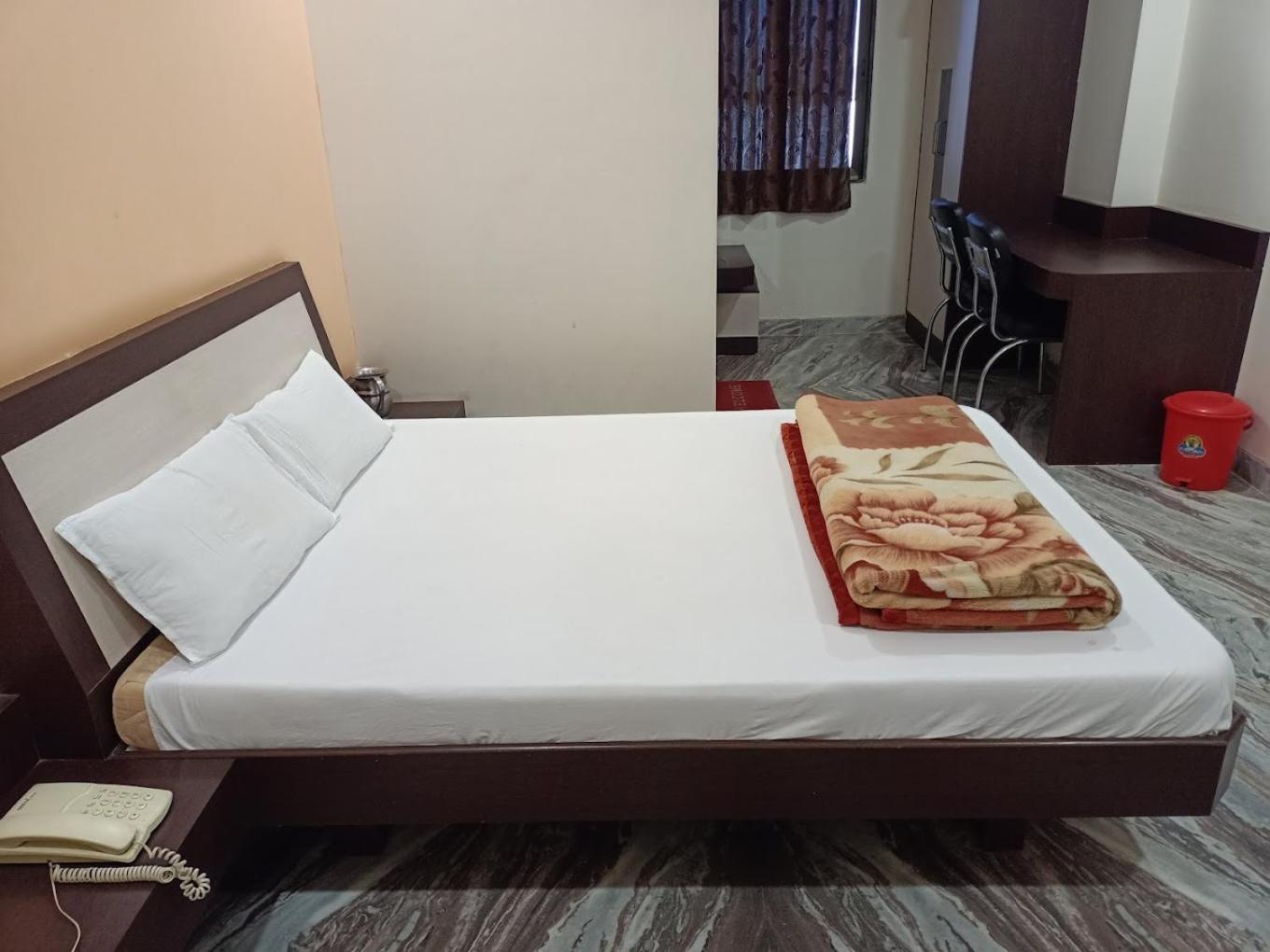 HOTEL BAGARIA PALACE