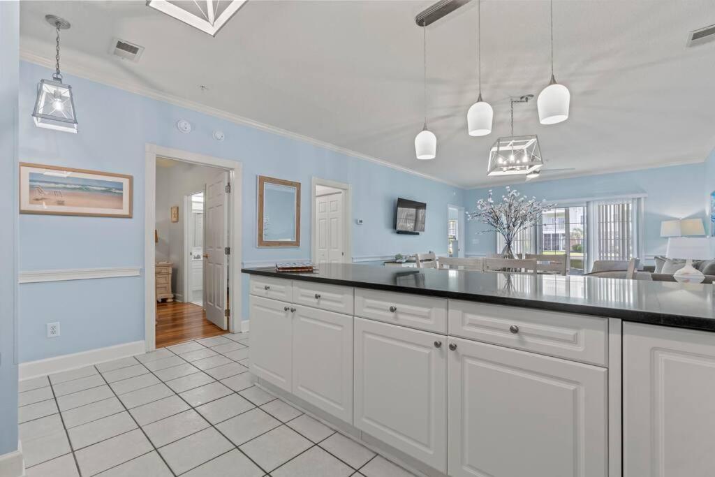 Location, location, beach & golf 2BD/2BA So comfy! view 4