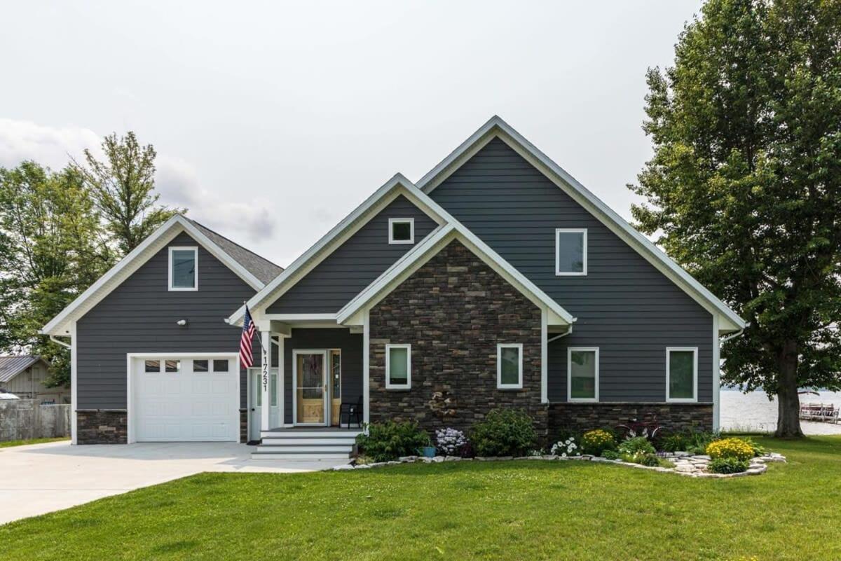 Snowmobile South Manistique Lake Lakeside Luxury