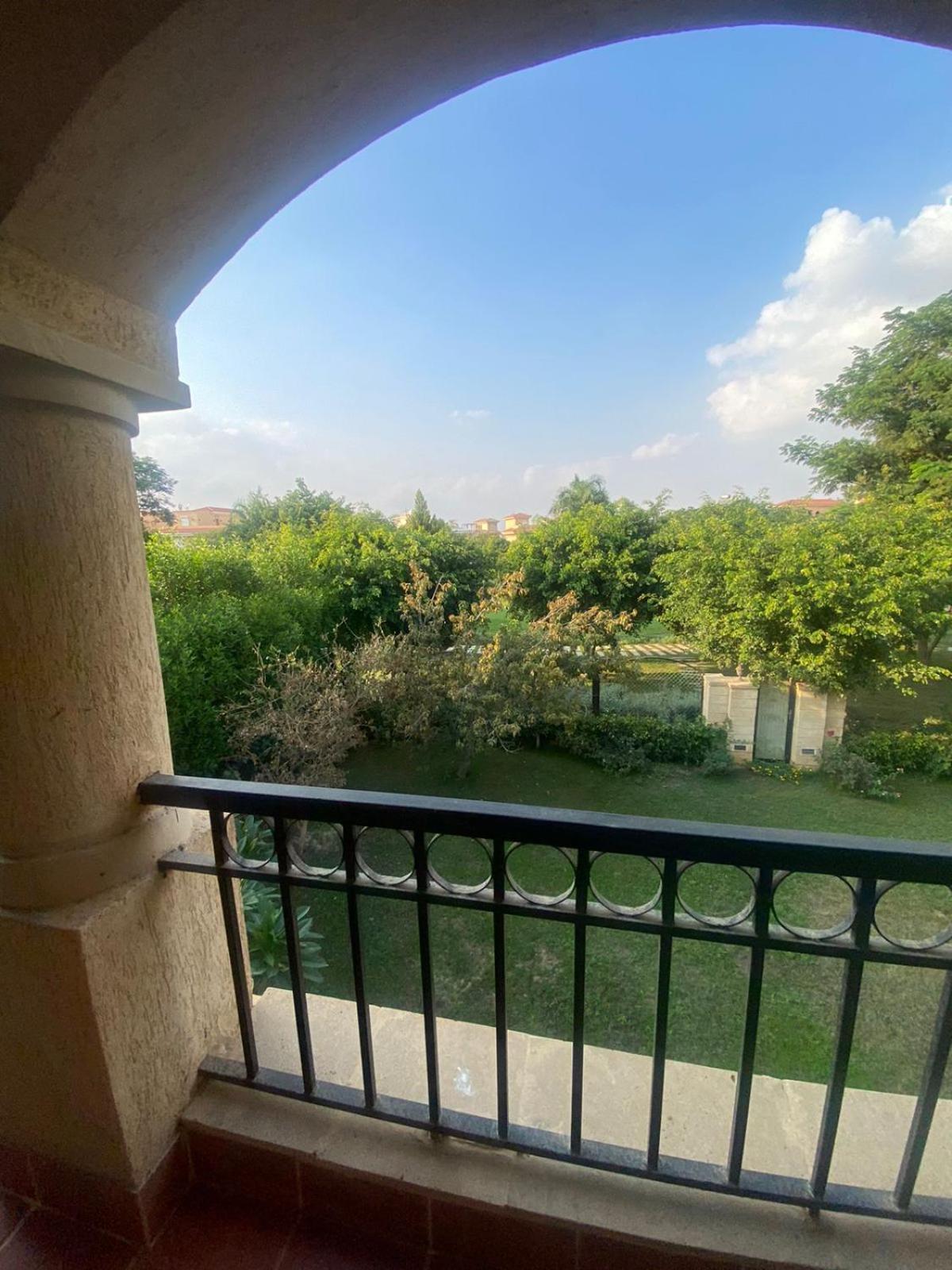 Luxurious, fully furnished and well-equipped Villa with modern amenities, stunning views, and convenient location for remote work or studying from home view 4