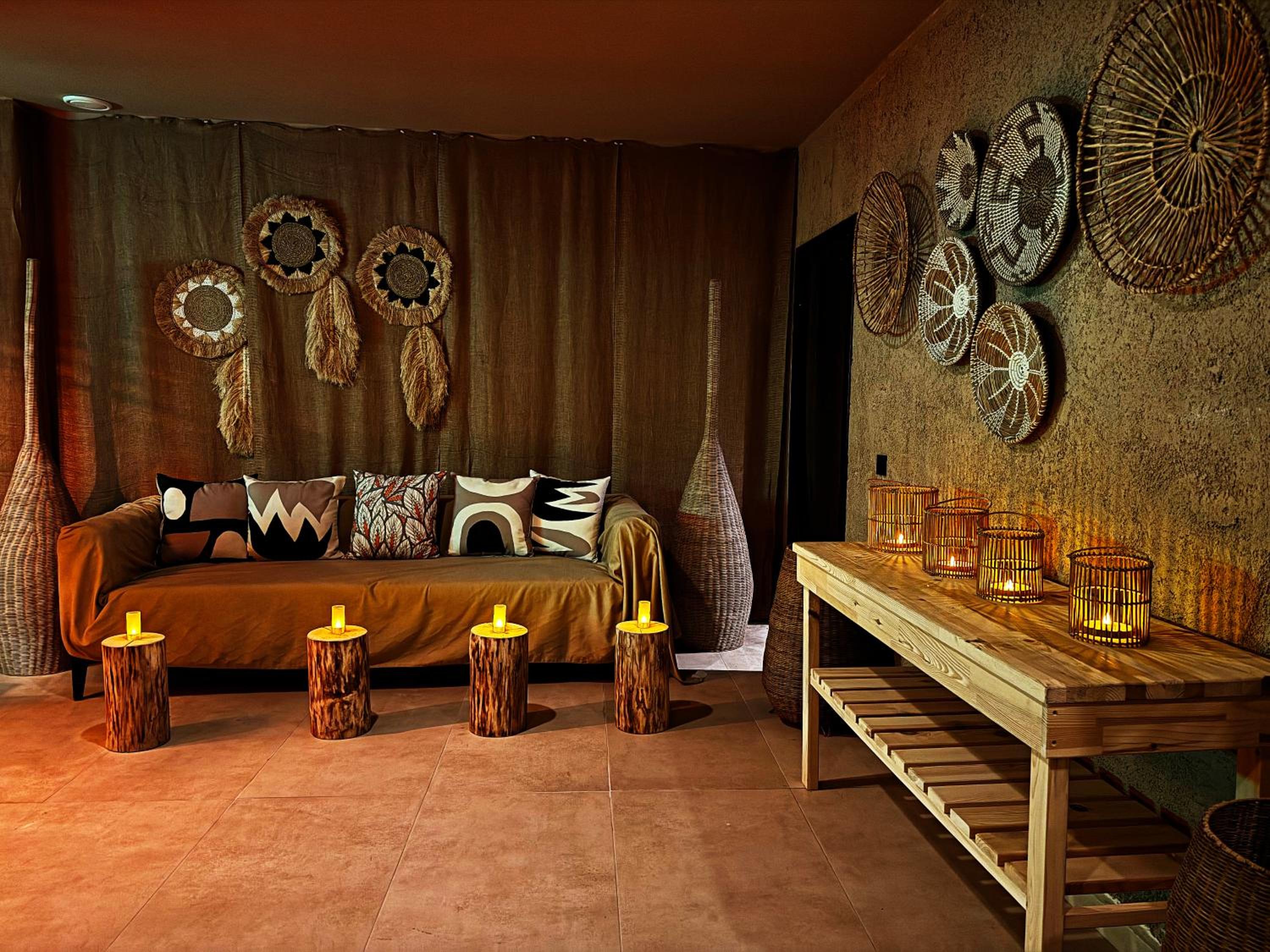 Wolf Of The City Otel - Image 59