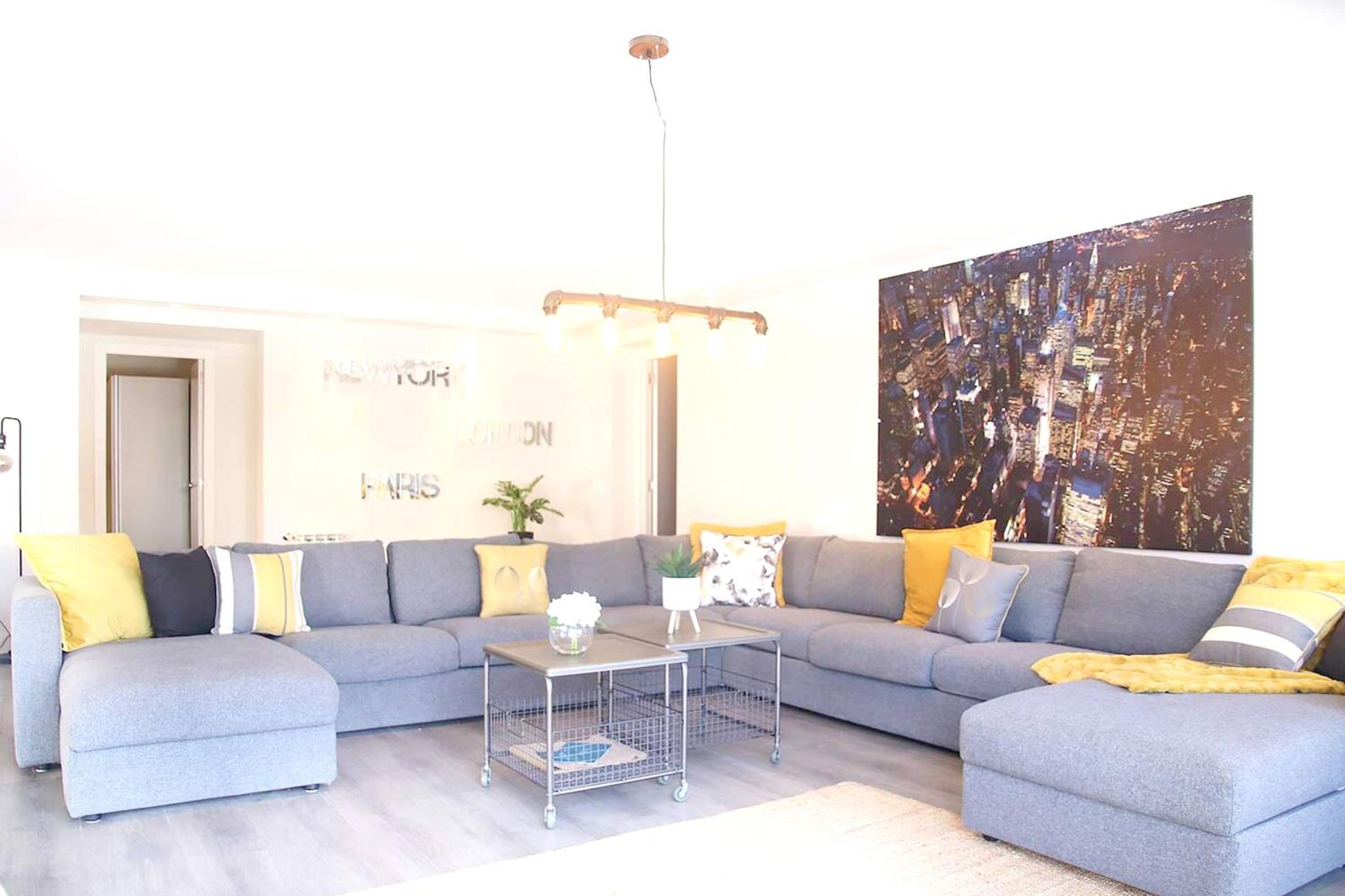 Welcoming Chalet in Marbella with Pool and Air Conditioning