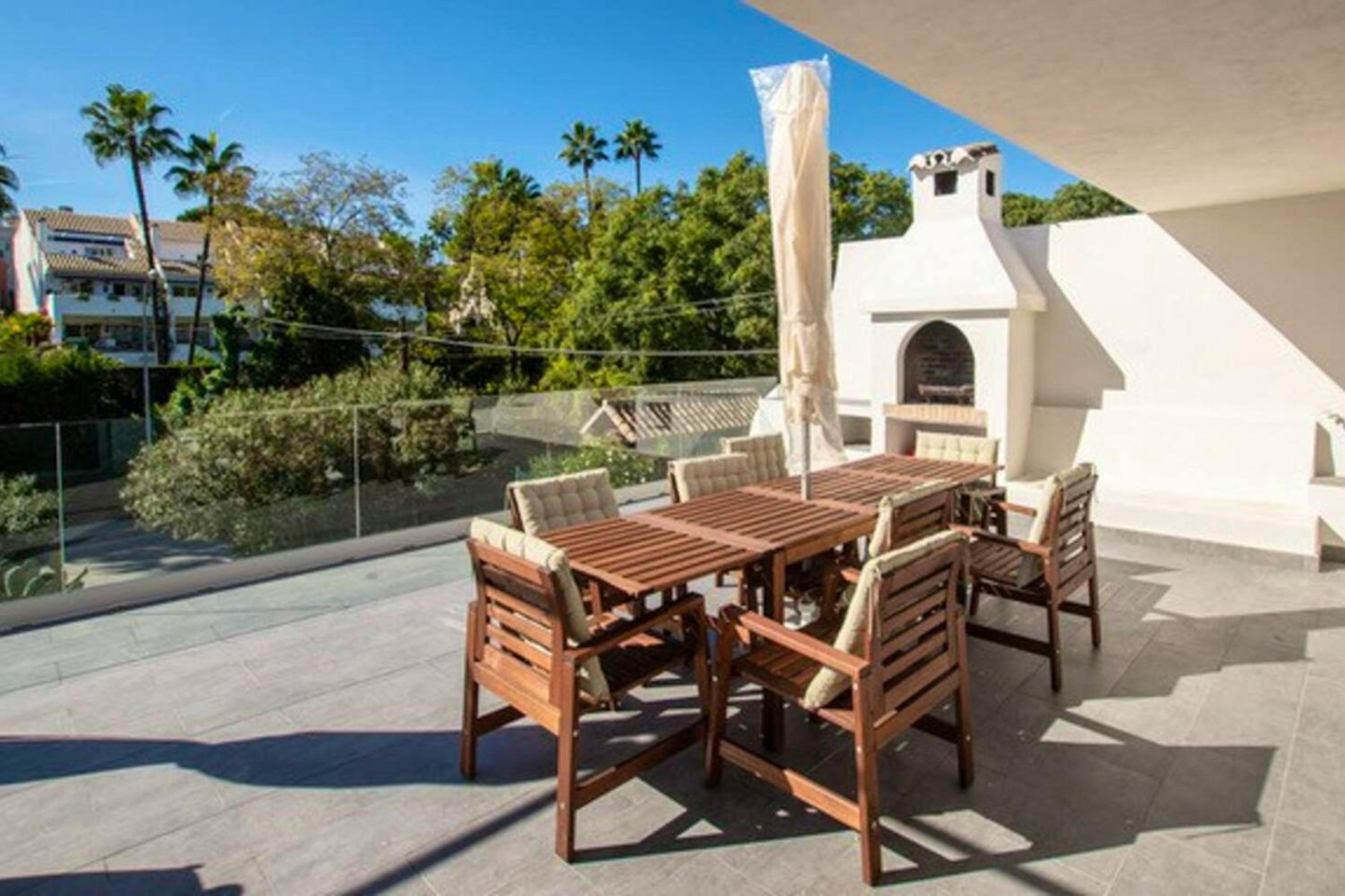 Welcoming Chalet in Marbella with Pool and Air Conditioning