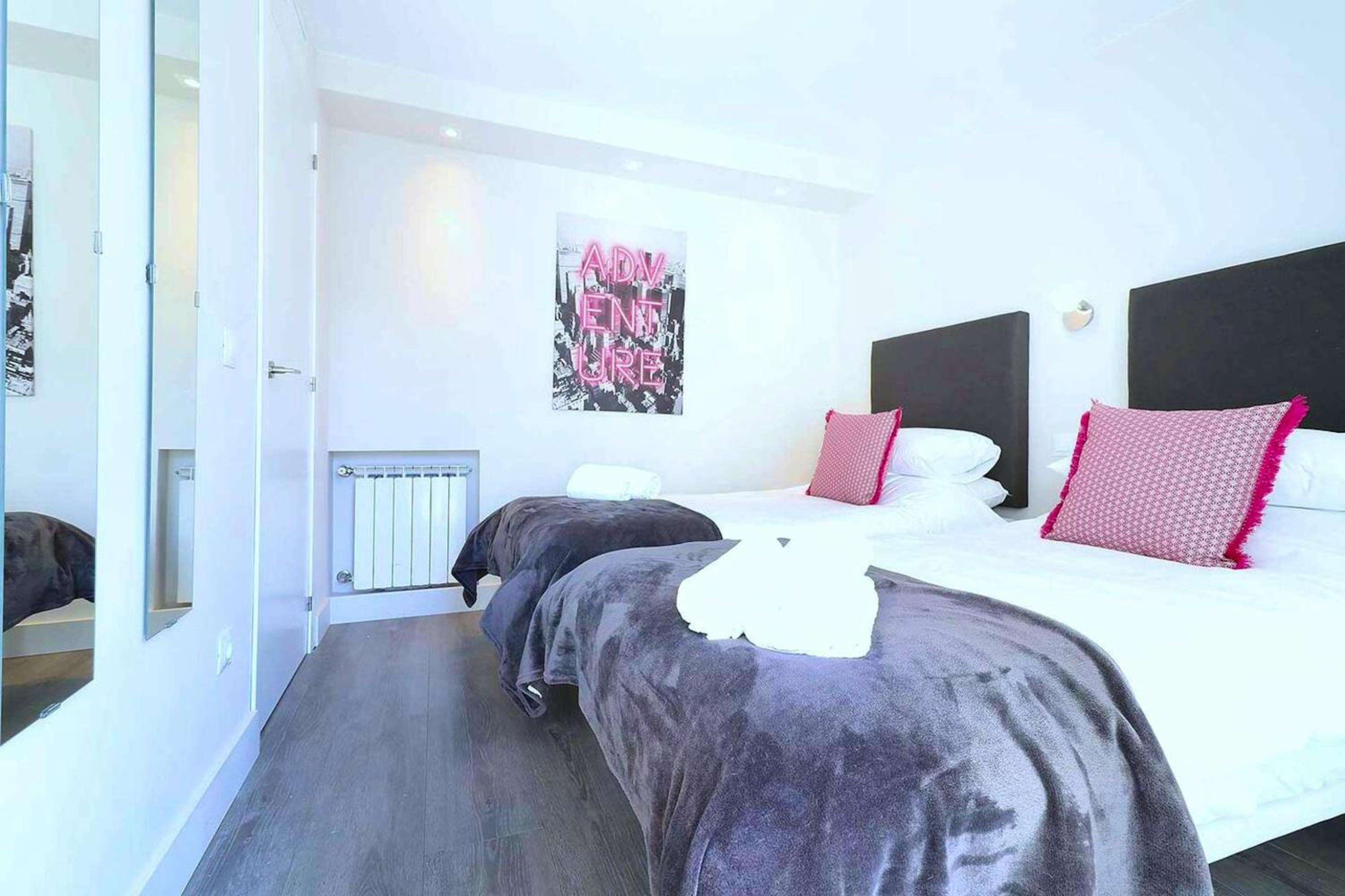 Welcoming Chalet in Marbella with Pool and Air Conditioning