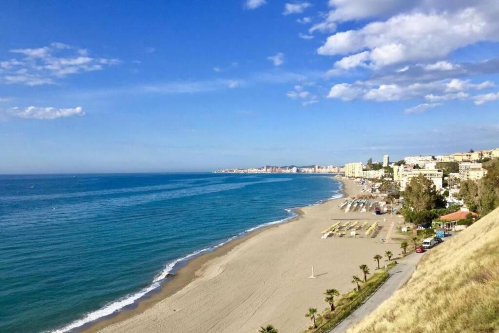 Cozy apartment close to the beach + free parking view 3