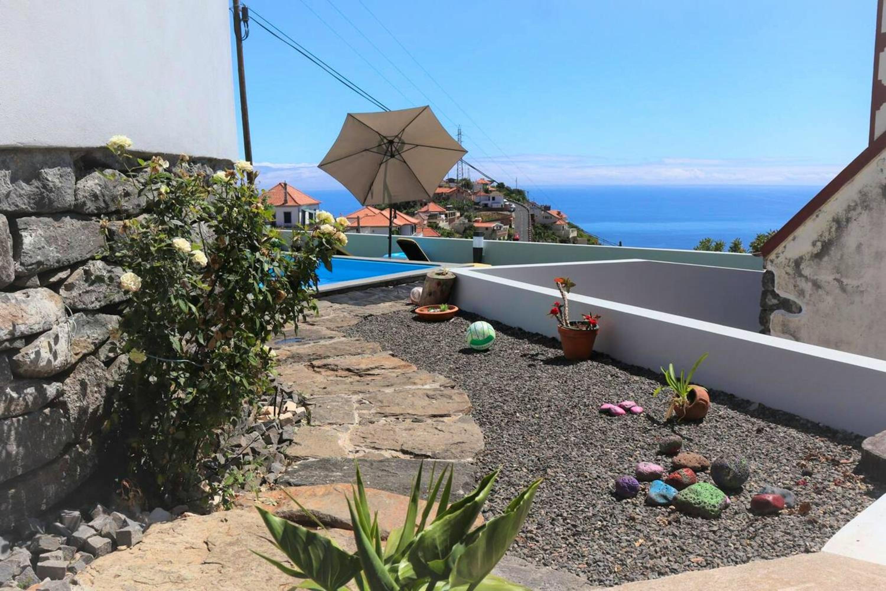 Charming lodge in Ponta do Sol with private pool view 4