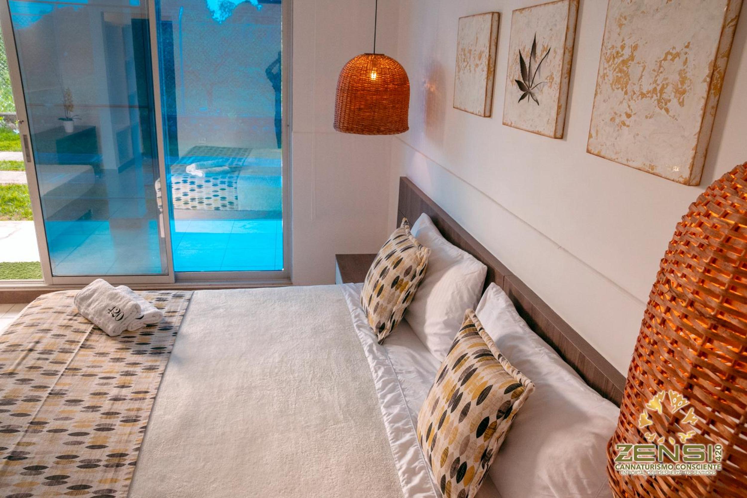 Hotel Zensi 420