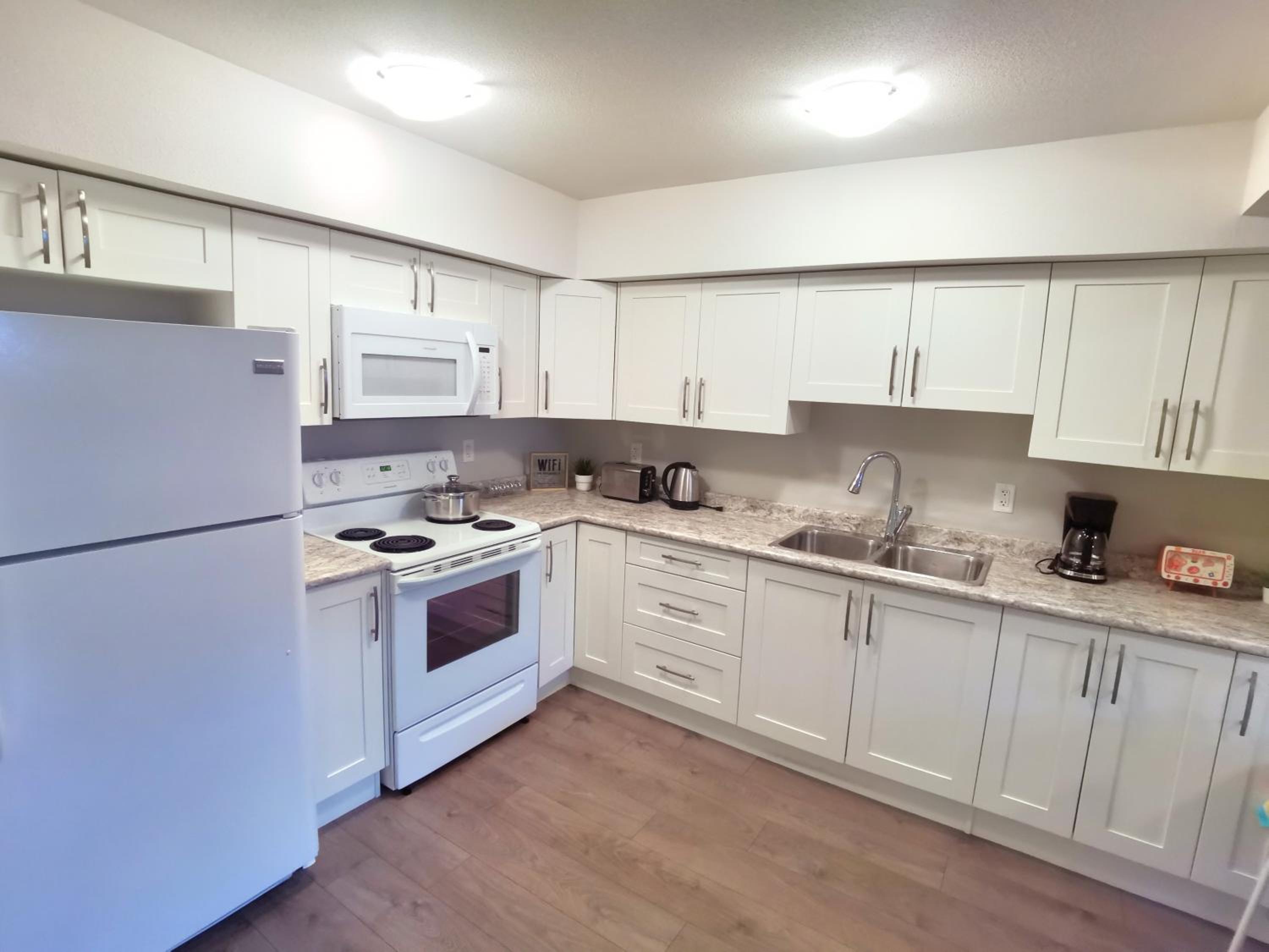 Sweet home-morden brand new suite