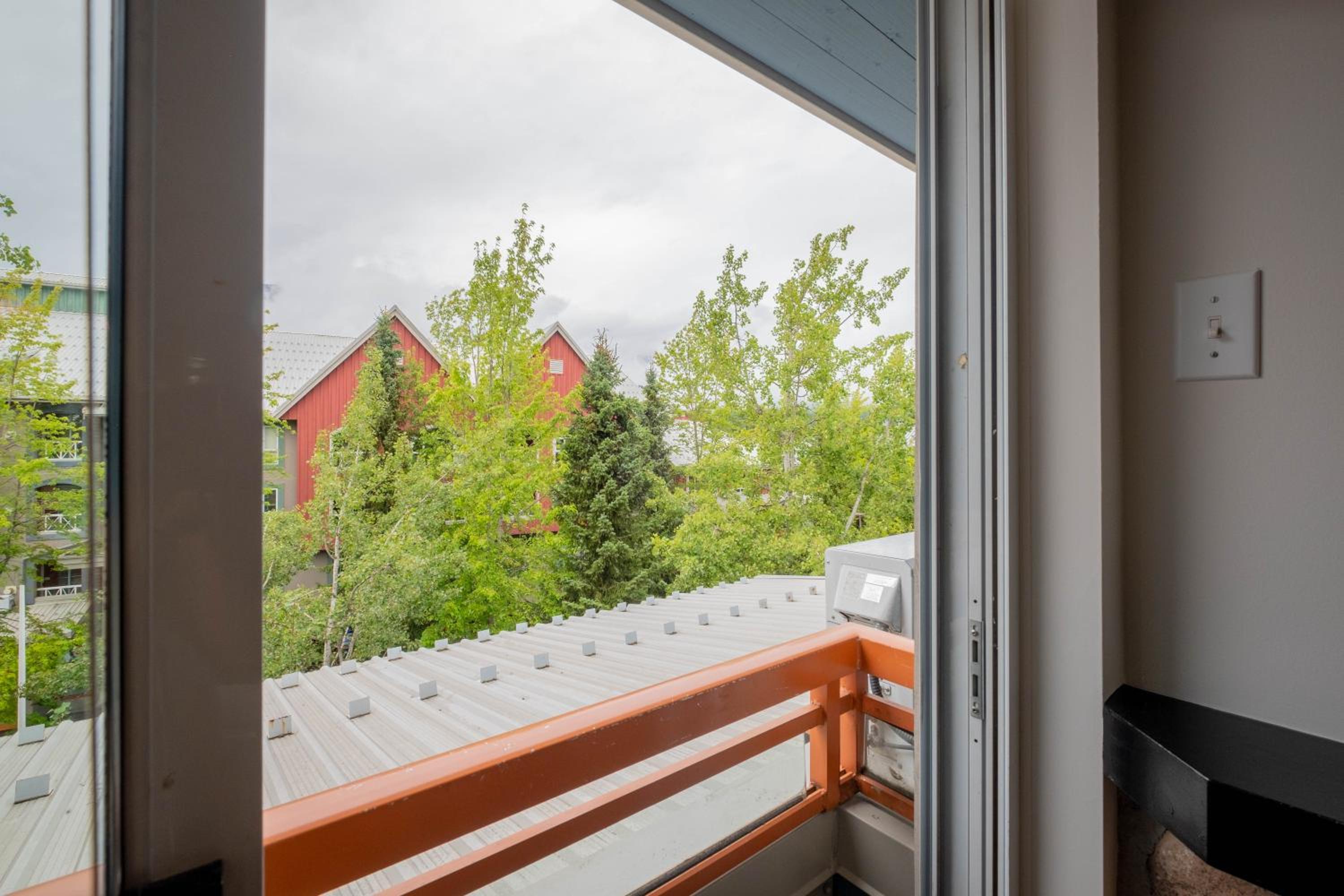 Eagle Lodge 225 by Outpost Whistler