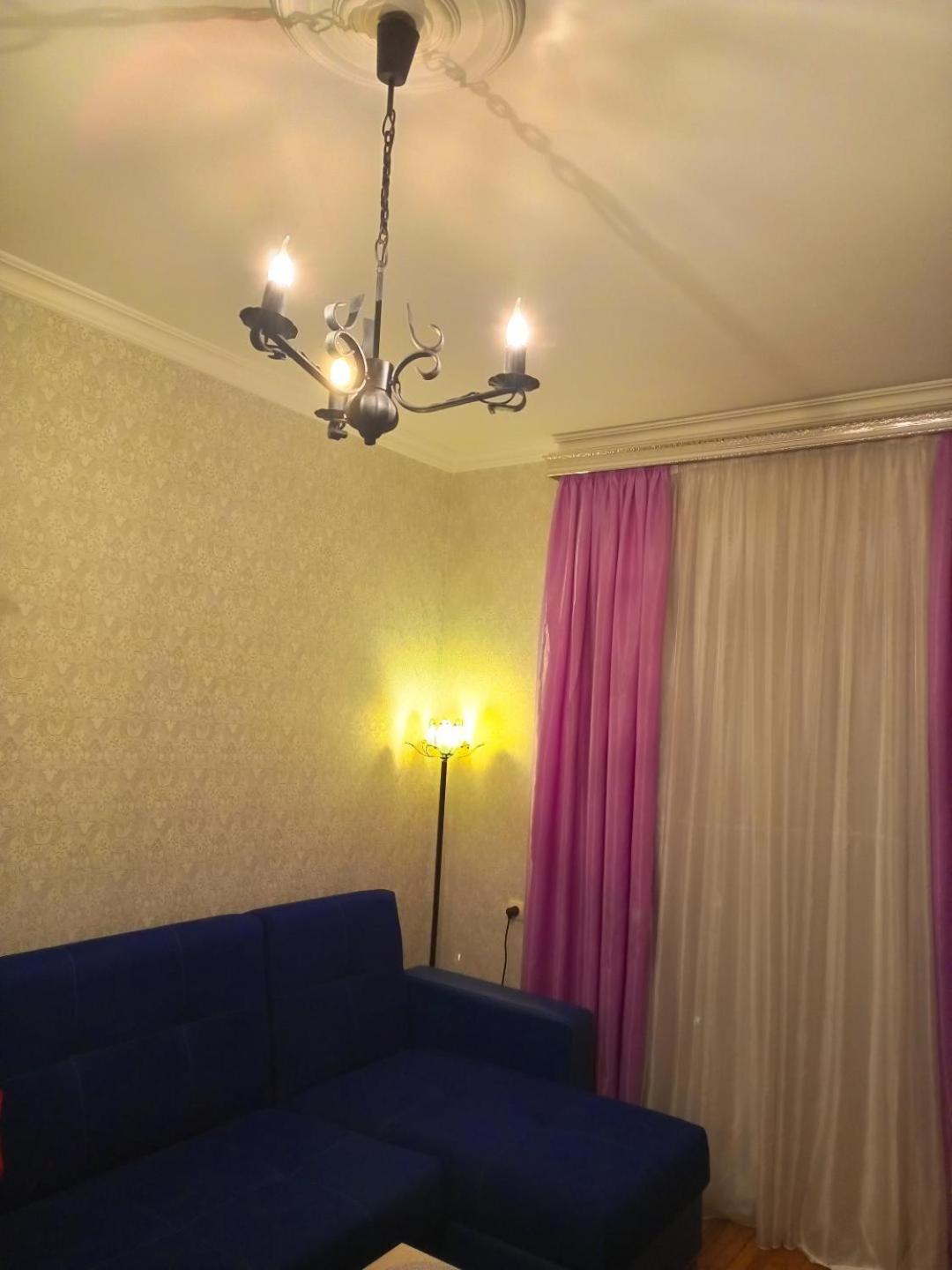 NIZAMI Street flat