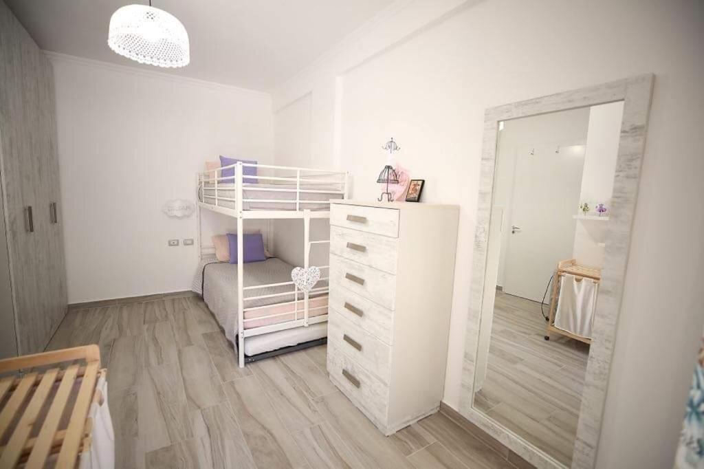 Iris Apartments