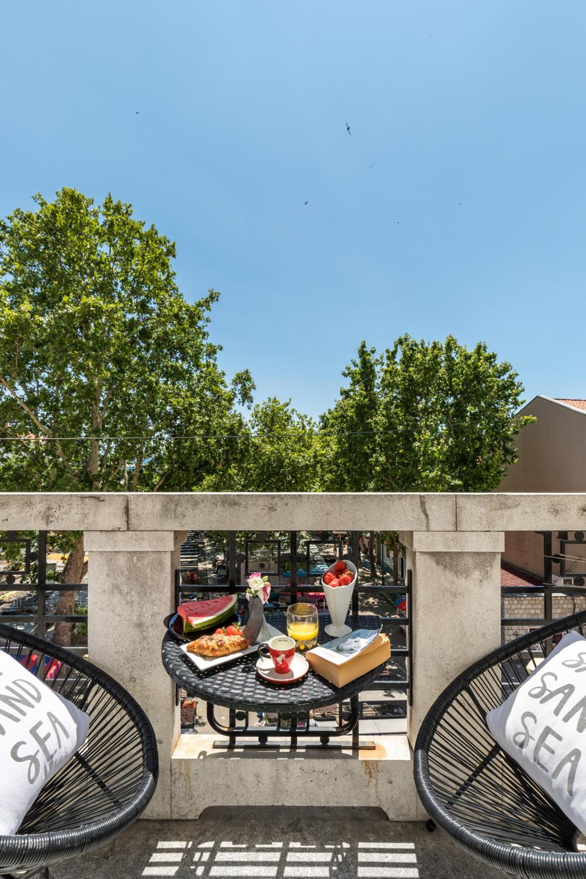 balance & terrace