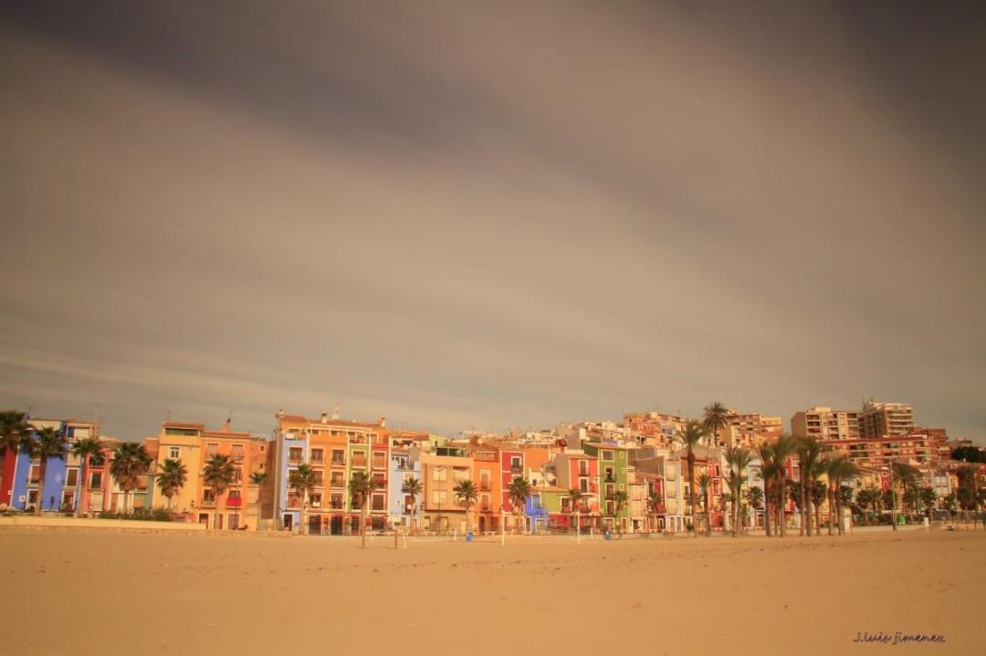 Apartamento L´espigo de Saoret primera linea playa Centro soleado y recien renovado