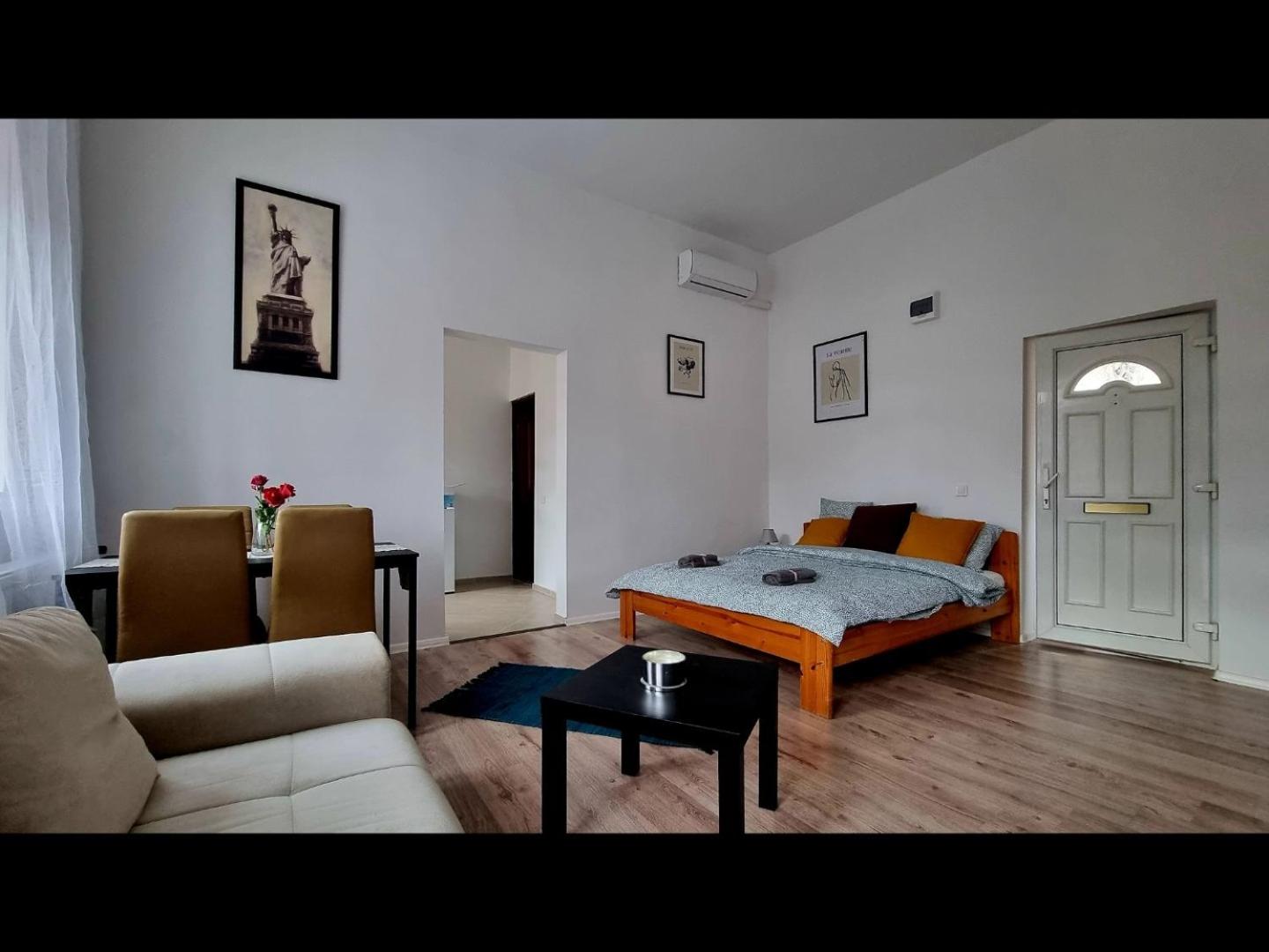 DáMa Apartments