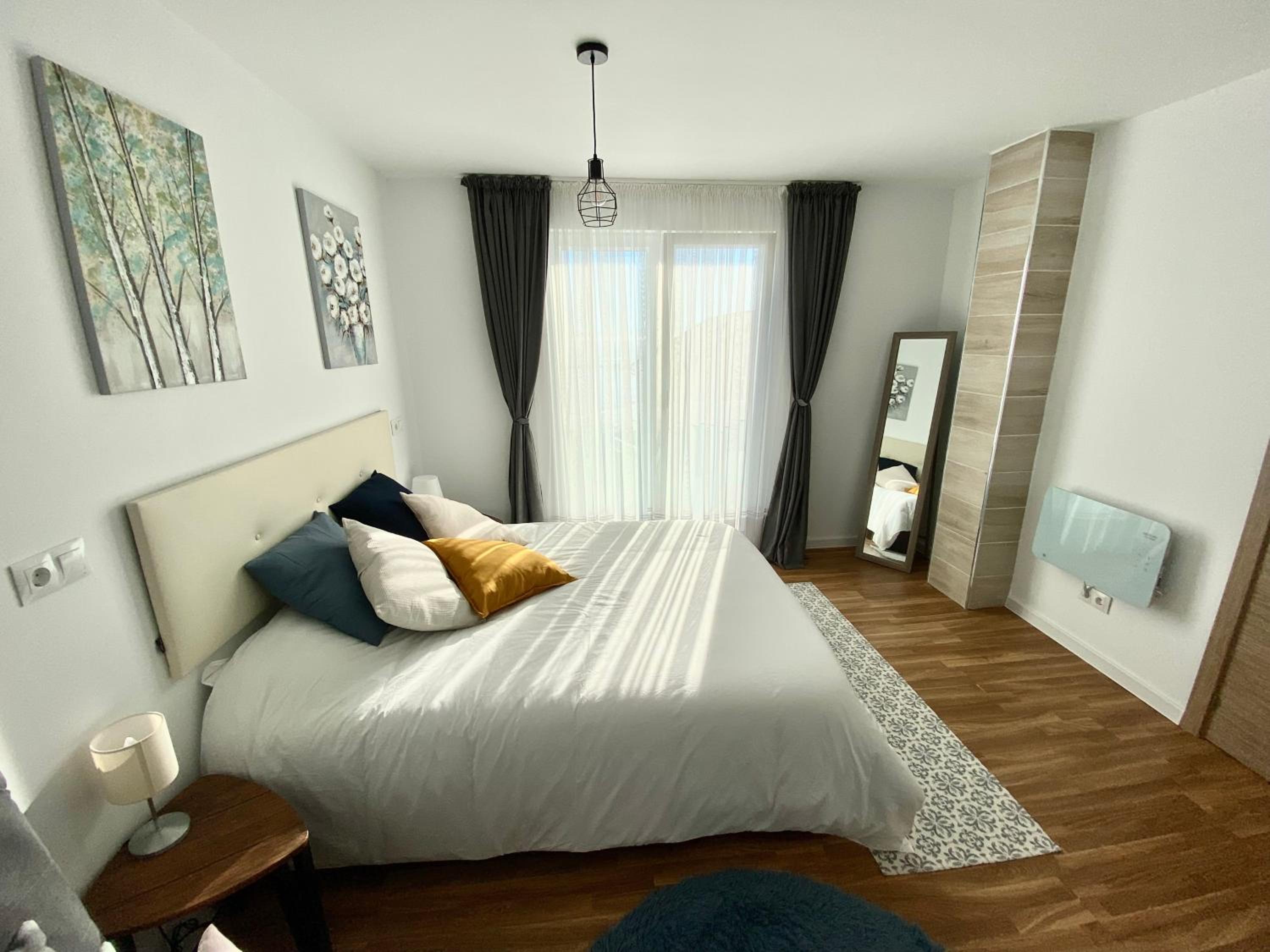 Apartamentos LAMAROSA -LAS PLAYAS