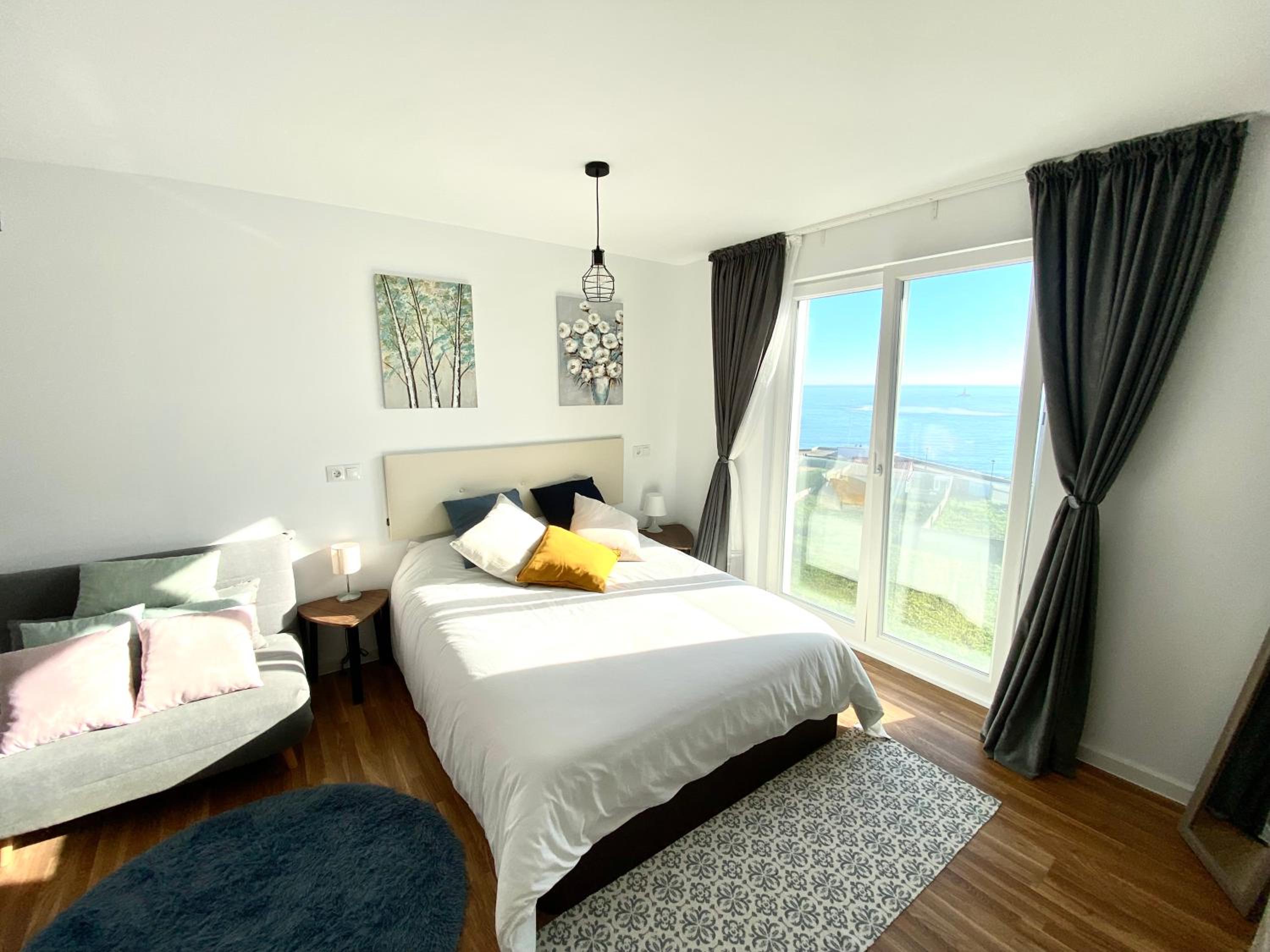 Apartamentos LAMAROSA -LAS PLAYAS