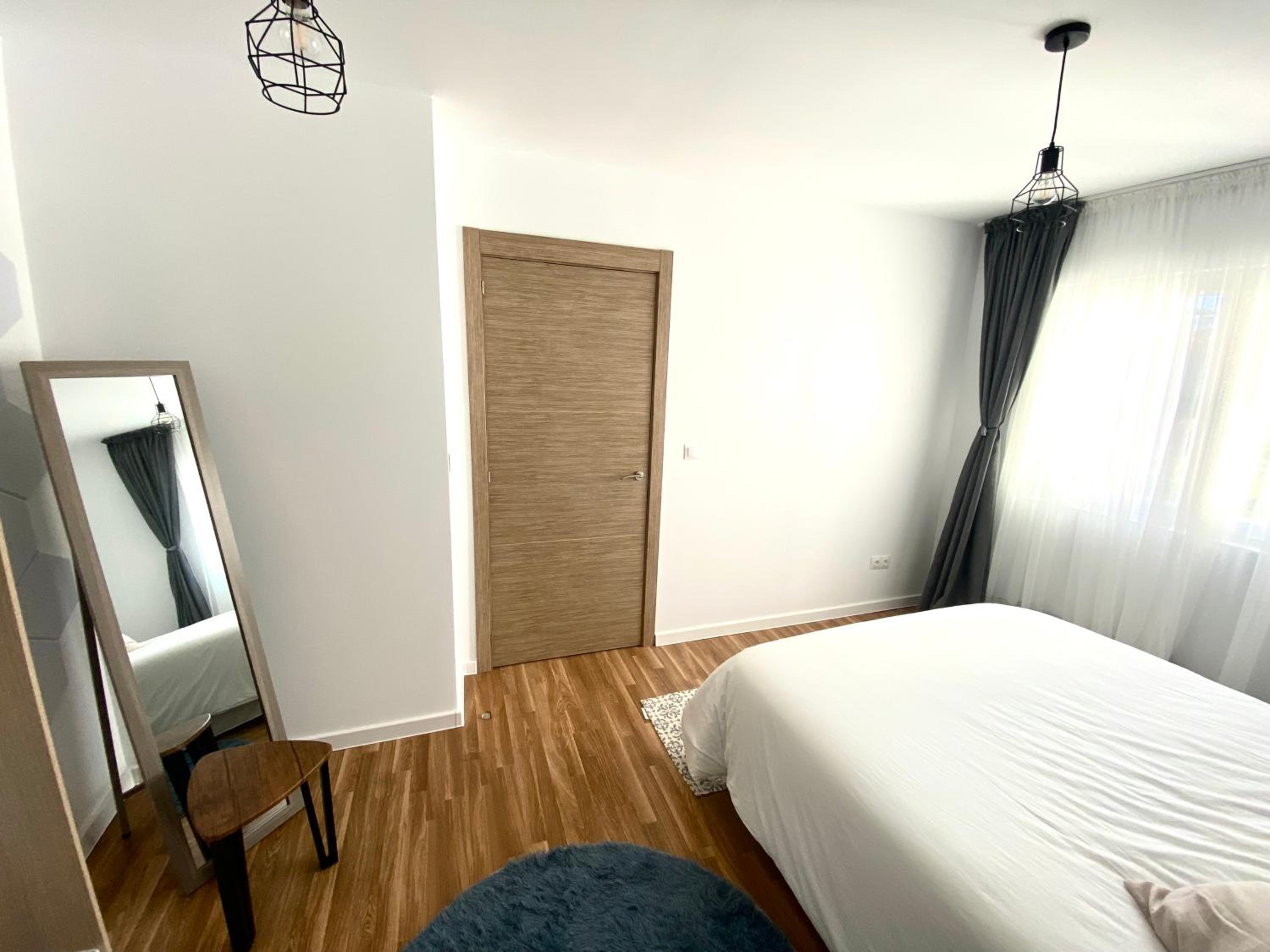 Apartamentos LAMAROSA -LAS PLAYAS