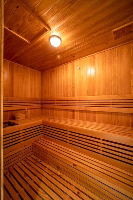 The Rixx Fashionista Apartment/D1/pool/gym/bbq/lux