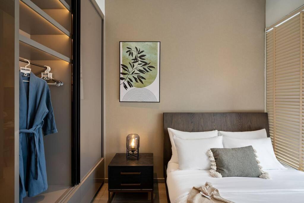 The Rixx Trendy Apartmen 2bed 1bath at The Marq