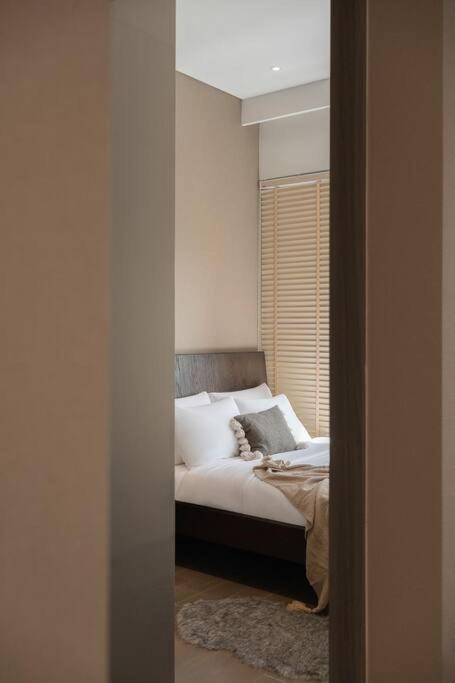 The Rixx Trendy Apartmen 2bed 1bath at The Marq