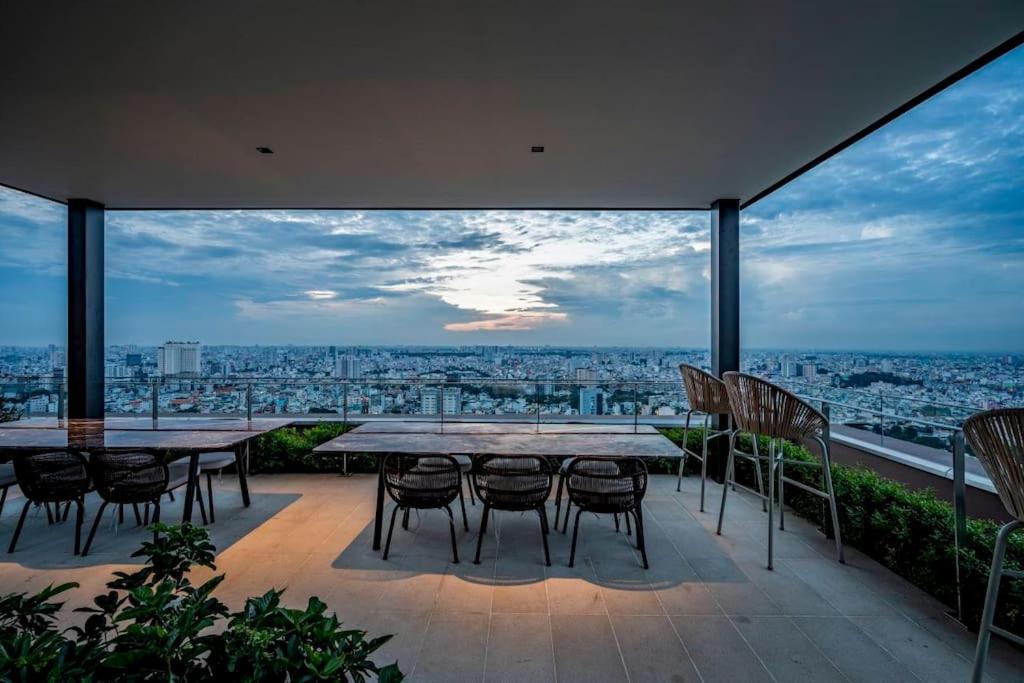 The Rixx Trendy Apartmen 2bed 1bath at The Marq