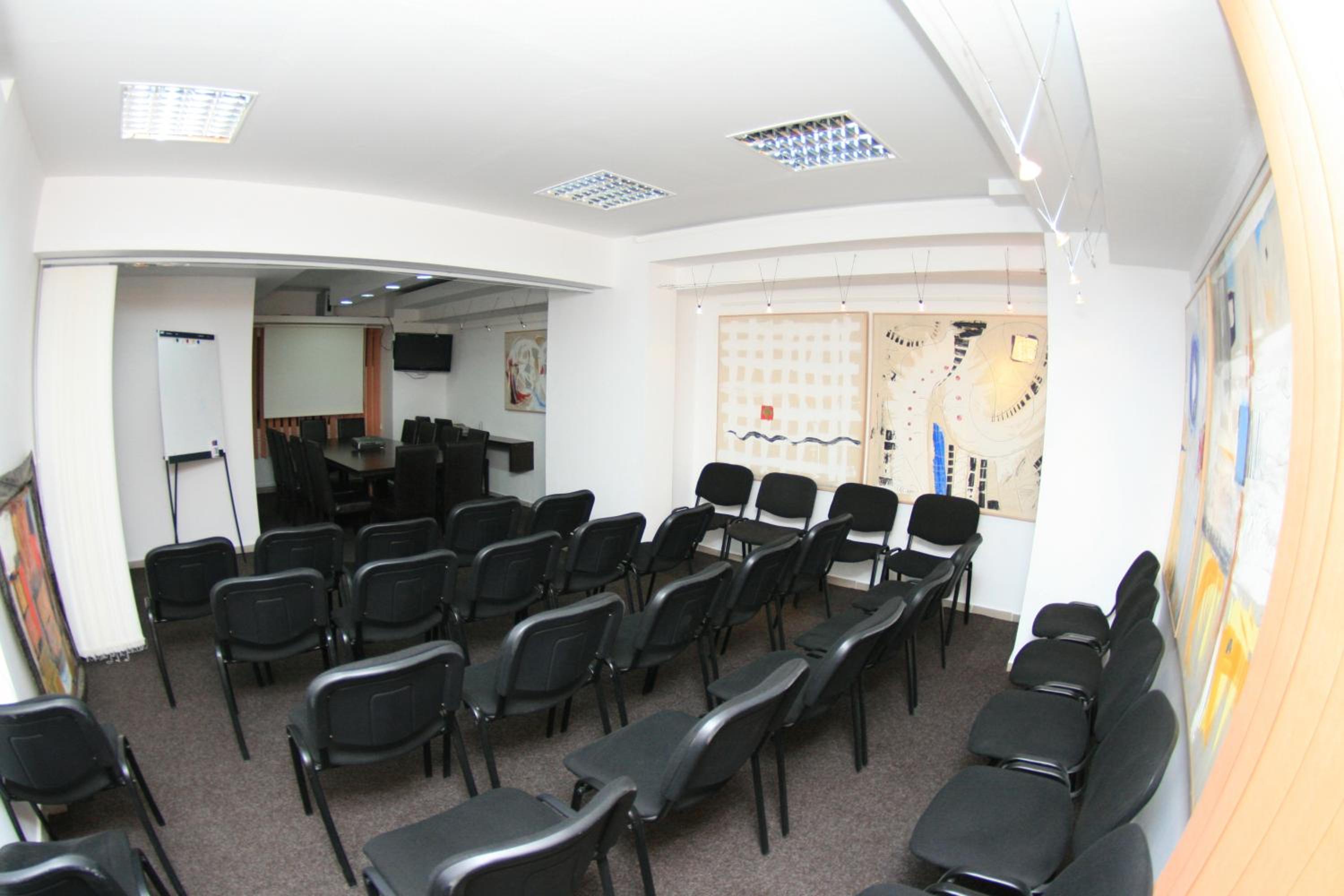 Pensiunea Studio view 2