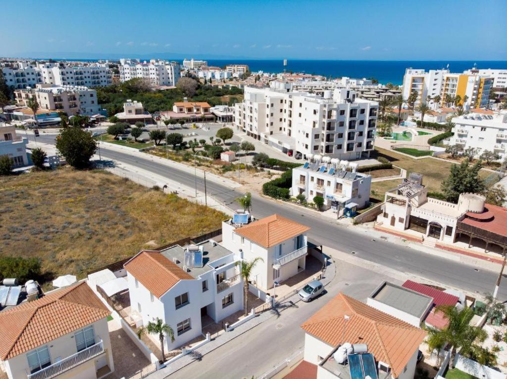 DAFNI VILLA BY PANN
