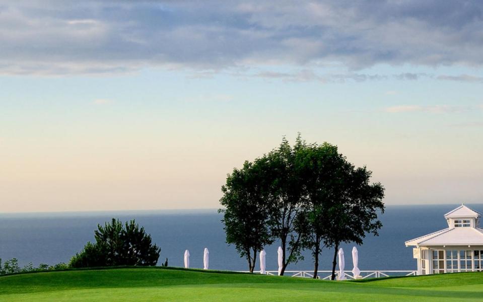 Boutique Golf House