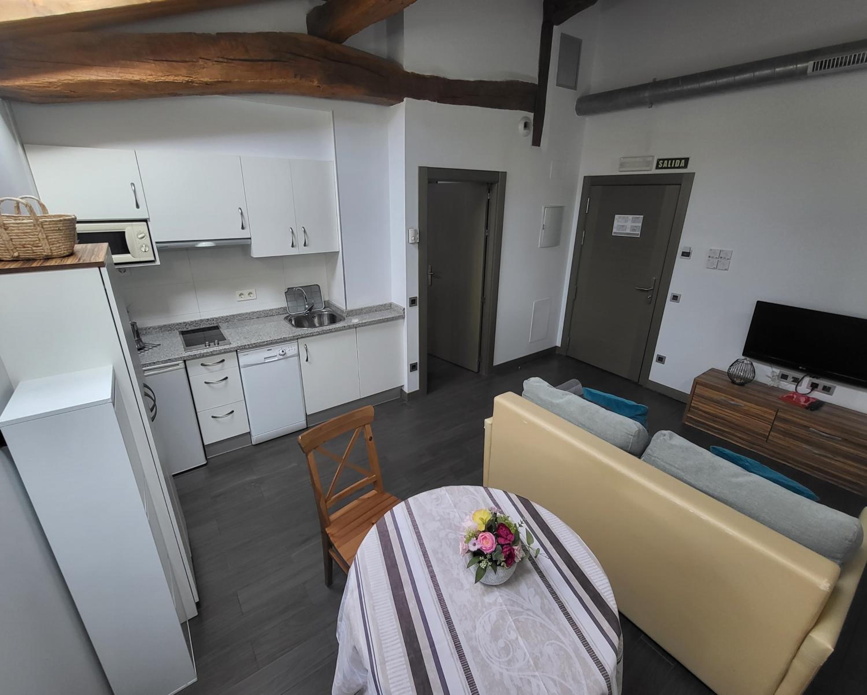 Tresanea Apartamentos view 3