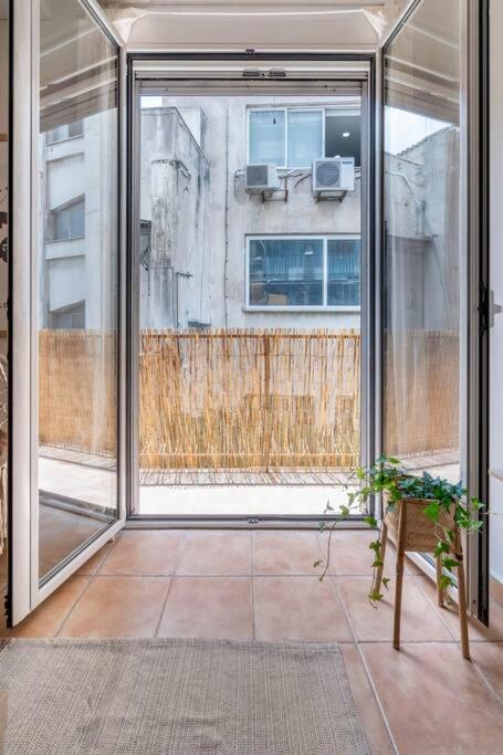 STM Monastiraki Acropolis Apt