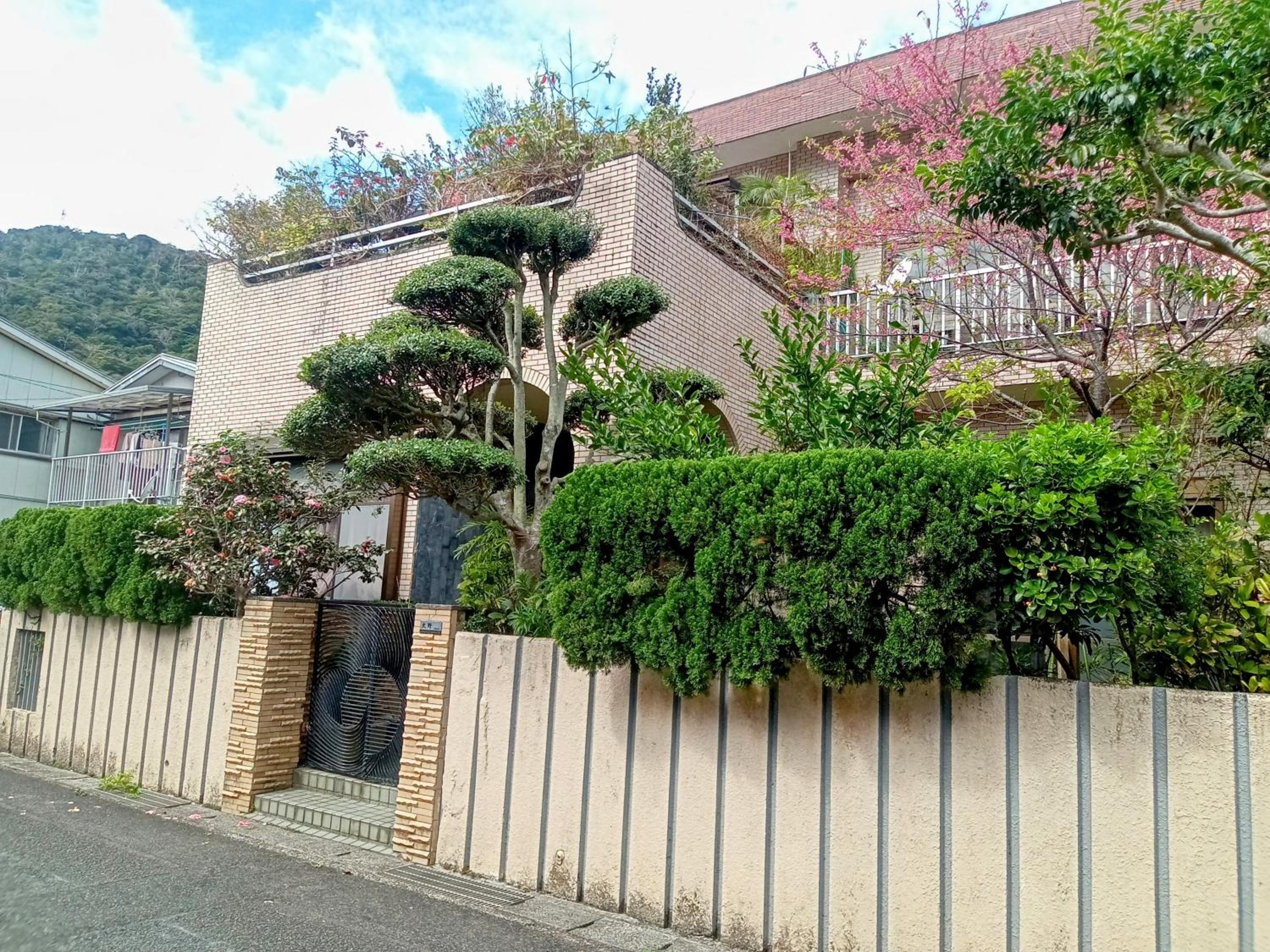 Nagahama House -奄美大島のテラス付一棟貸切-