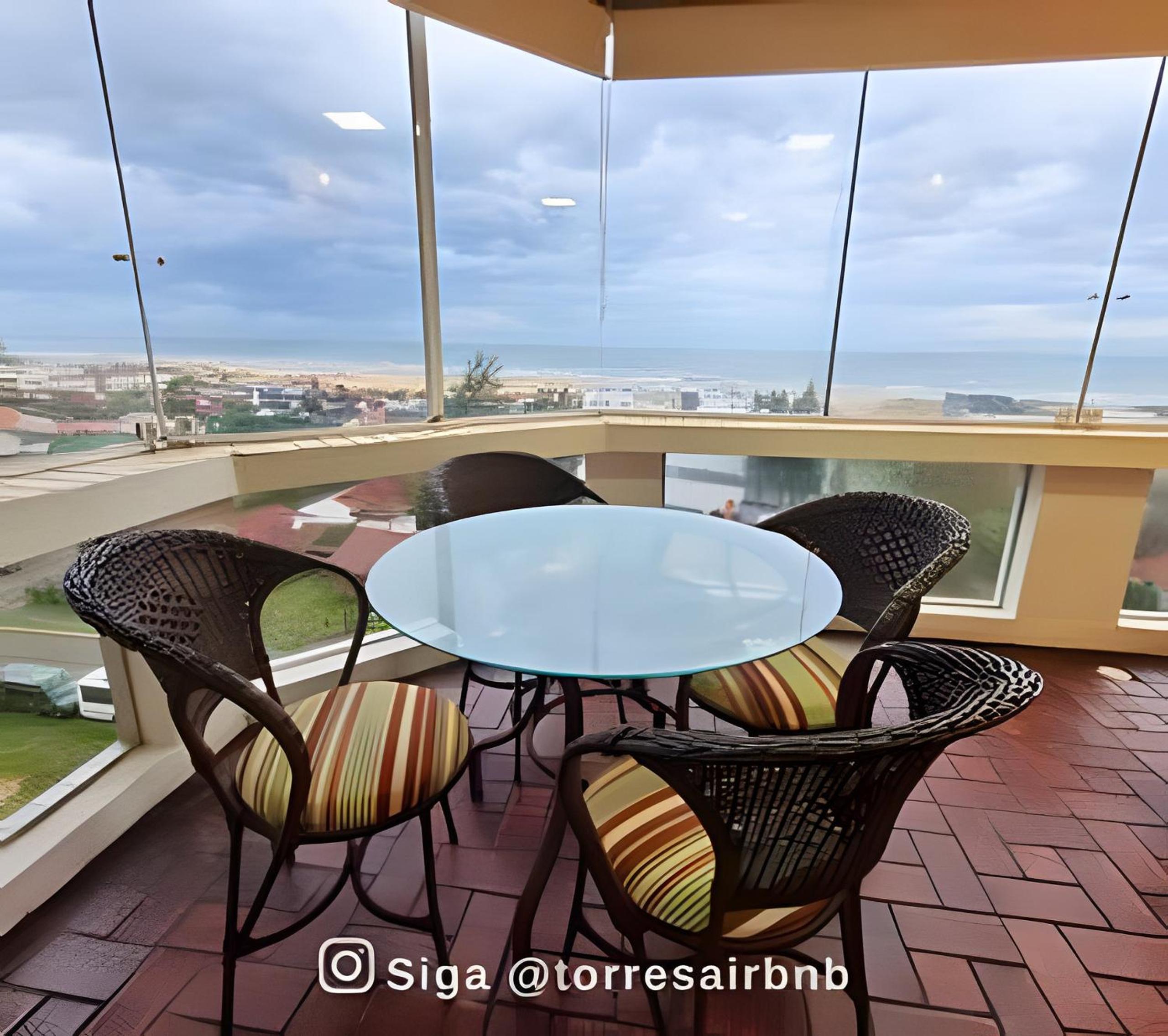Apto vista mar | 200mts da praia | Quatro Praças
