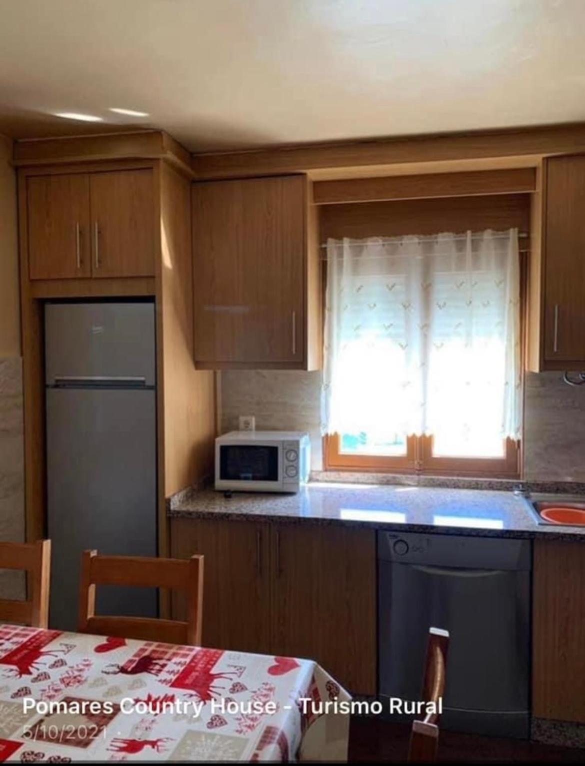Pomares Country House