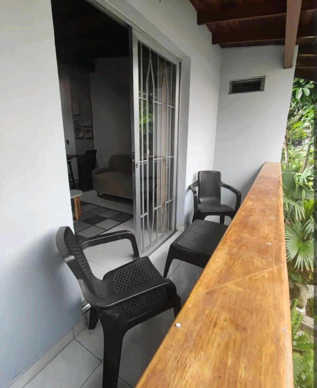 apartamento loft a media cuadra de la estación floresta