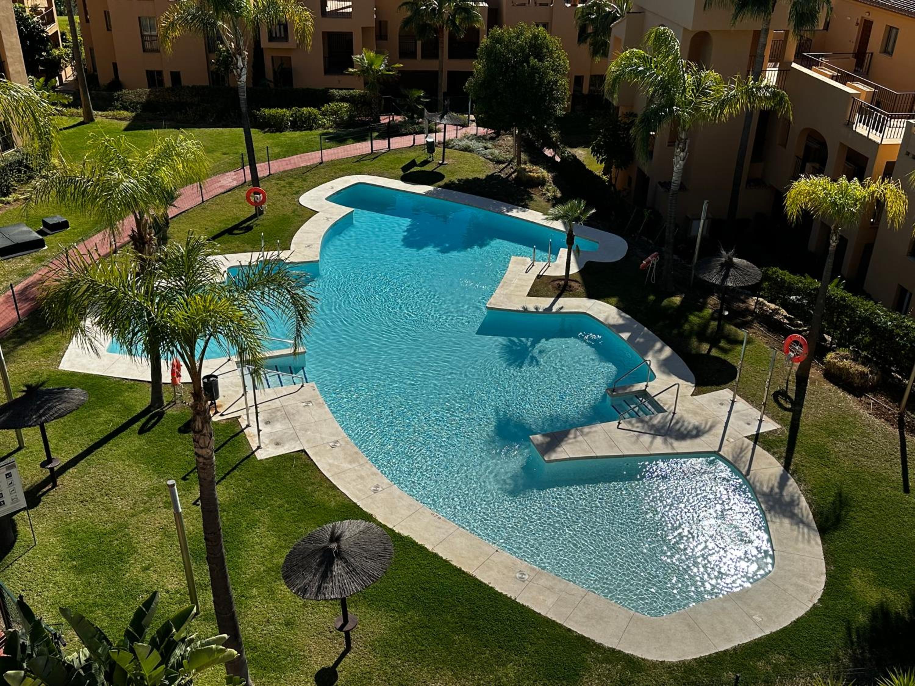 Quartiers Marbella Golden Penthouse - Image 2