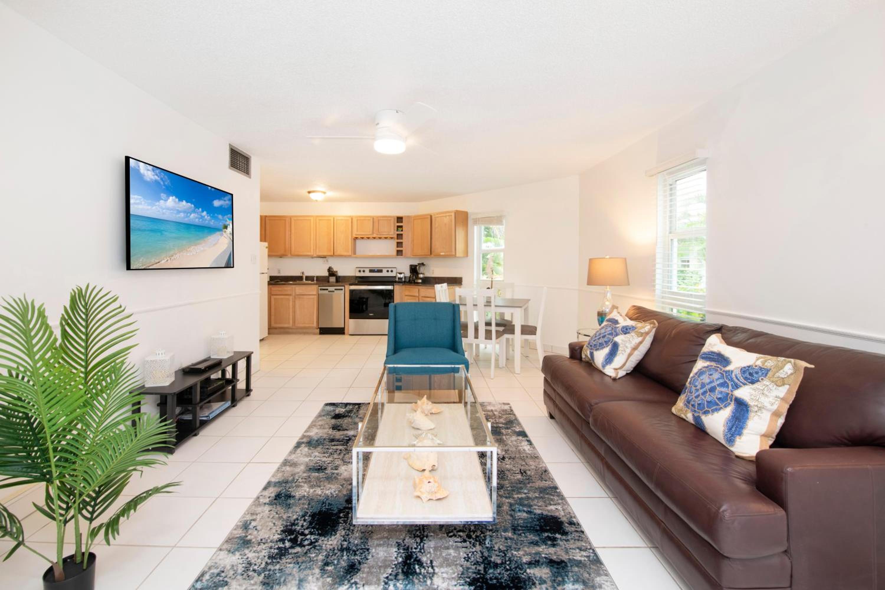 Cayman Reef Resort #52