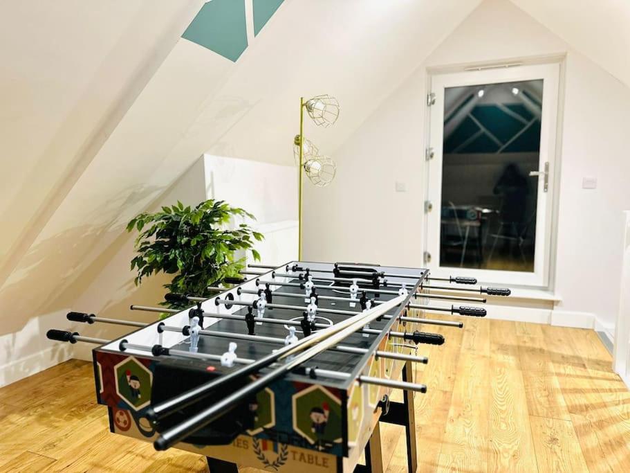 SeaView Apartment with Roof Terrace and Pool Table view 5