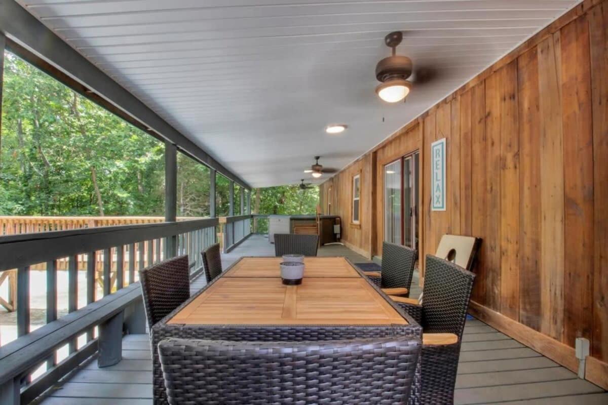 Modern 4BR House in Bloomington