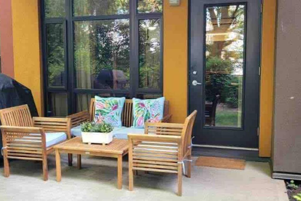 Upscale Resort Stay! Private+Peaceful on Creekside
