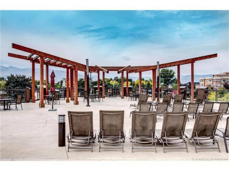 Upscale Resort Stay! Private+Peaceful on Creekside