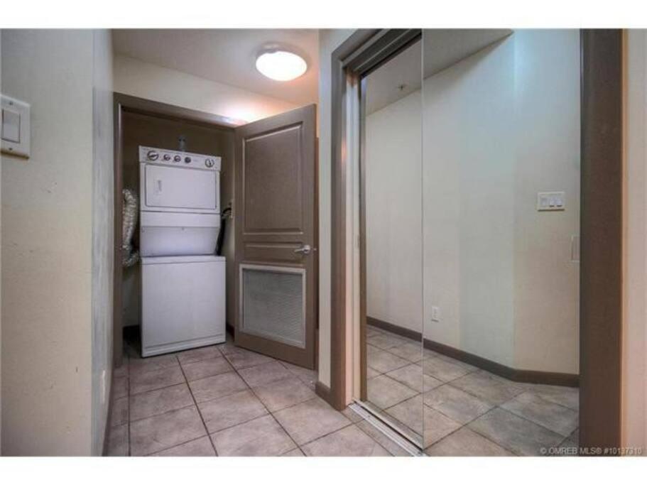 Upscale Resort Stay! Private+Peaceful on Creekside