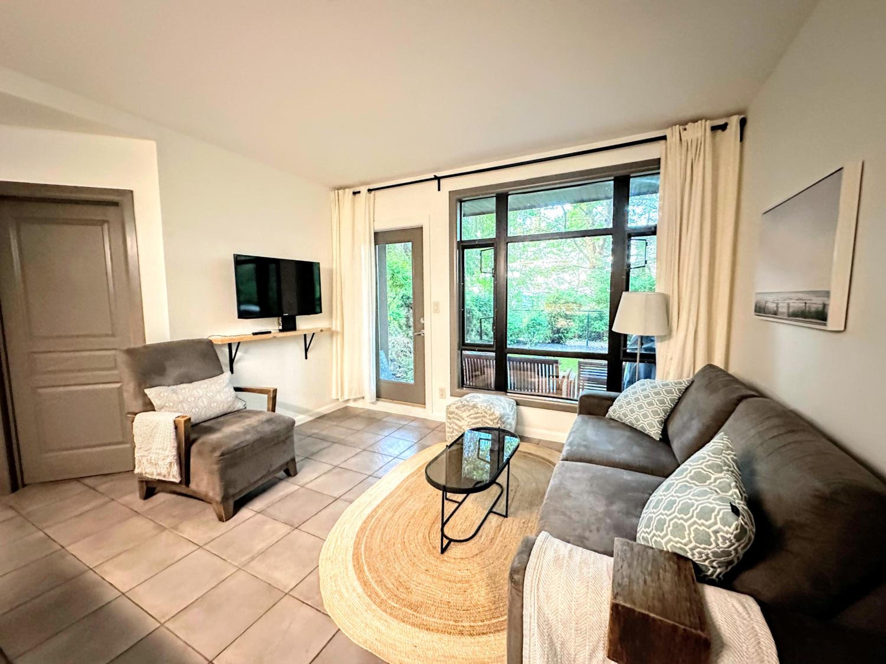 Upscale Resort Stay! Private+Peaceful on Creekside