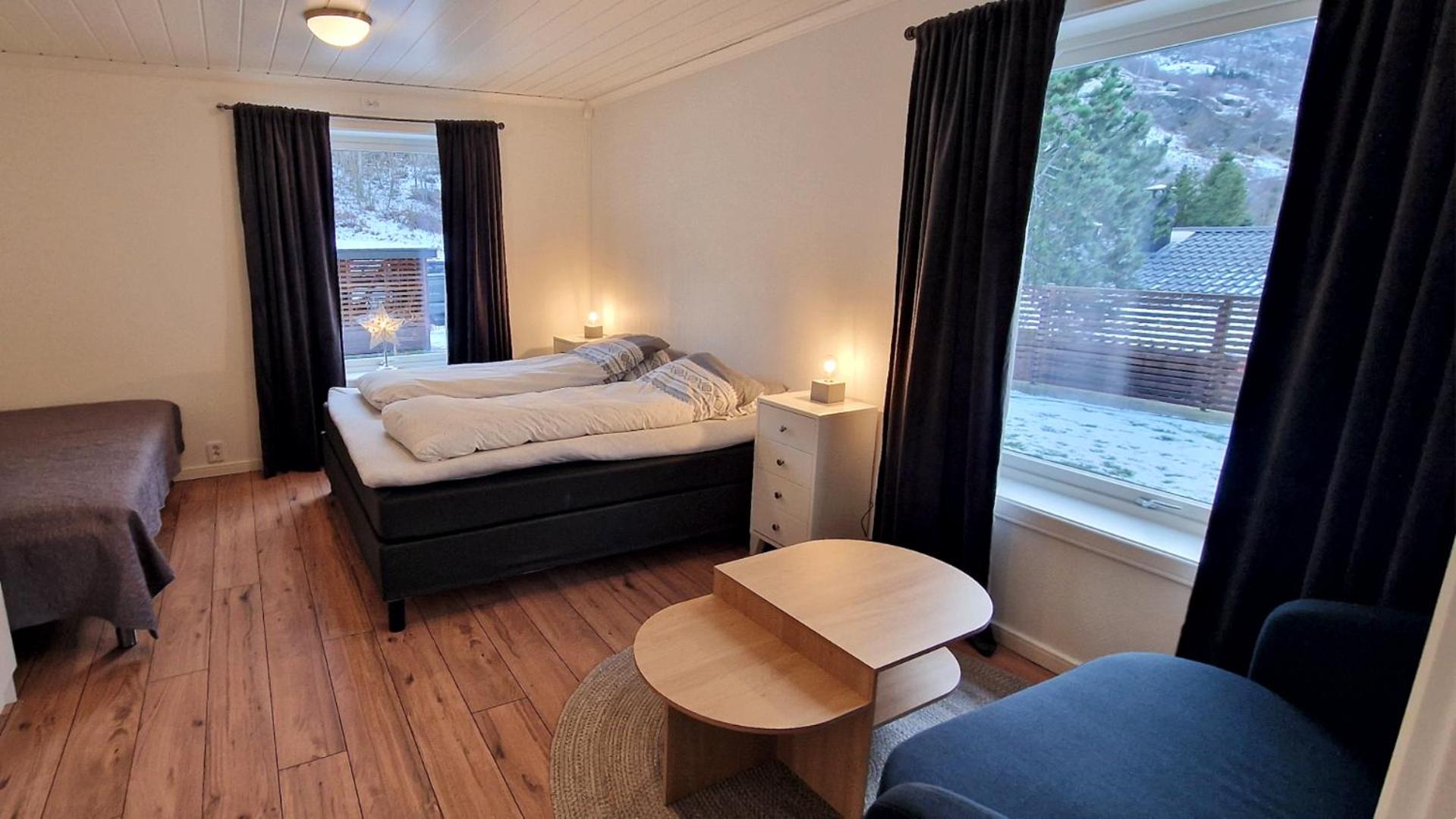 Otnes Fjordside - Large 80m2 860sqft view 5